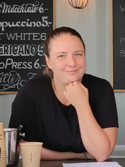 Nina Steinemann2.jpg